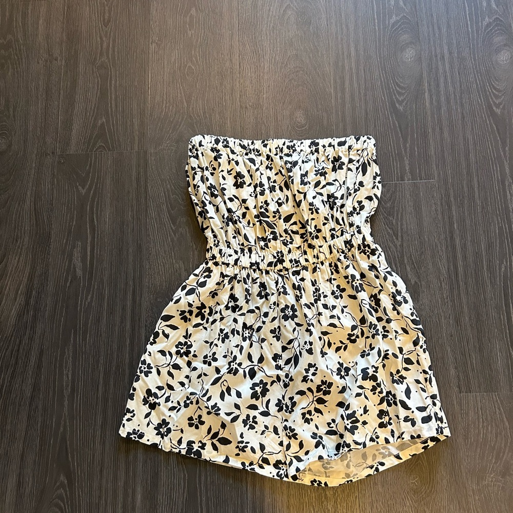 Lovers + Friends Black and White Floral Dress